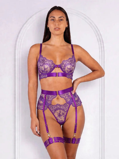 Allure Midnight 4-Piece Set™ · bra, thong, garter belt, garters. - BYS